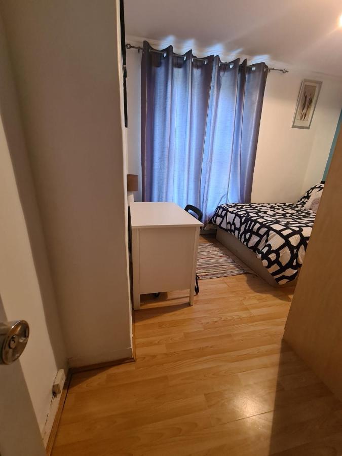 Stunning 3 Bedroom Flat In Stockwell Лондон Екстер'єр фото